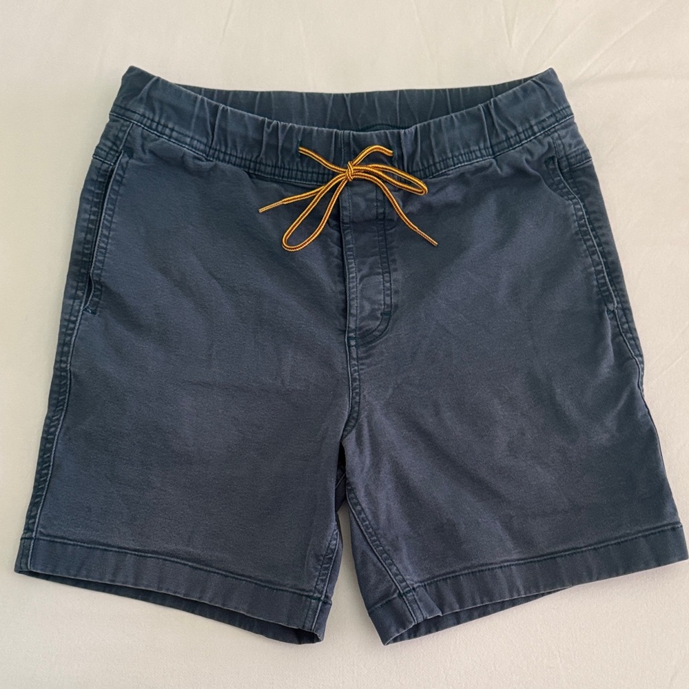 Topo Designs men’s “dirt shorts” size small. EUC. Blue denim-type material.